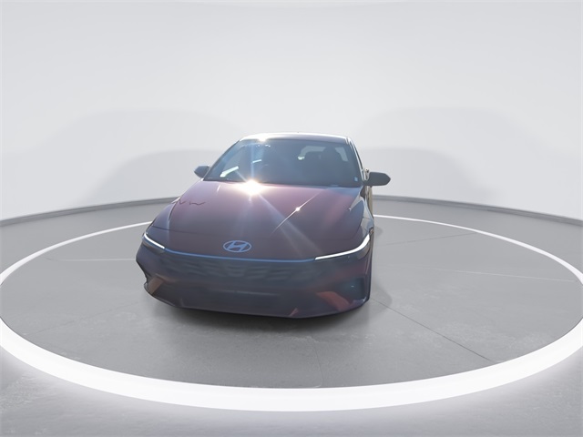 2025 Hyundai Elantra SEL Sport photo 3