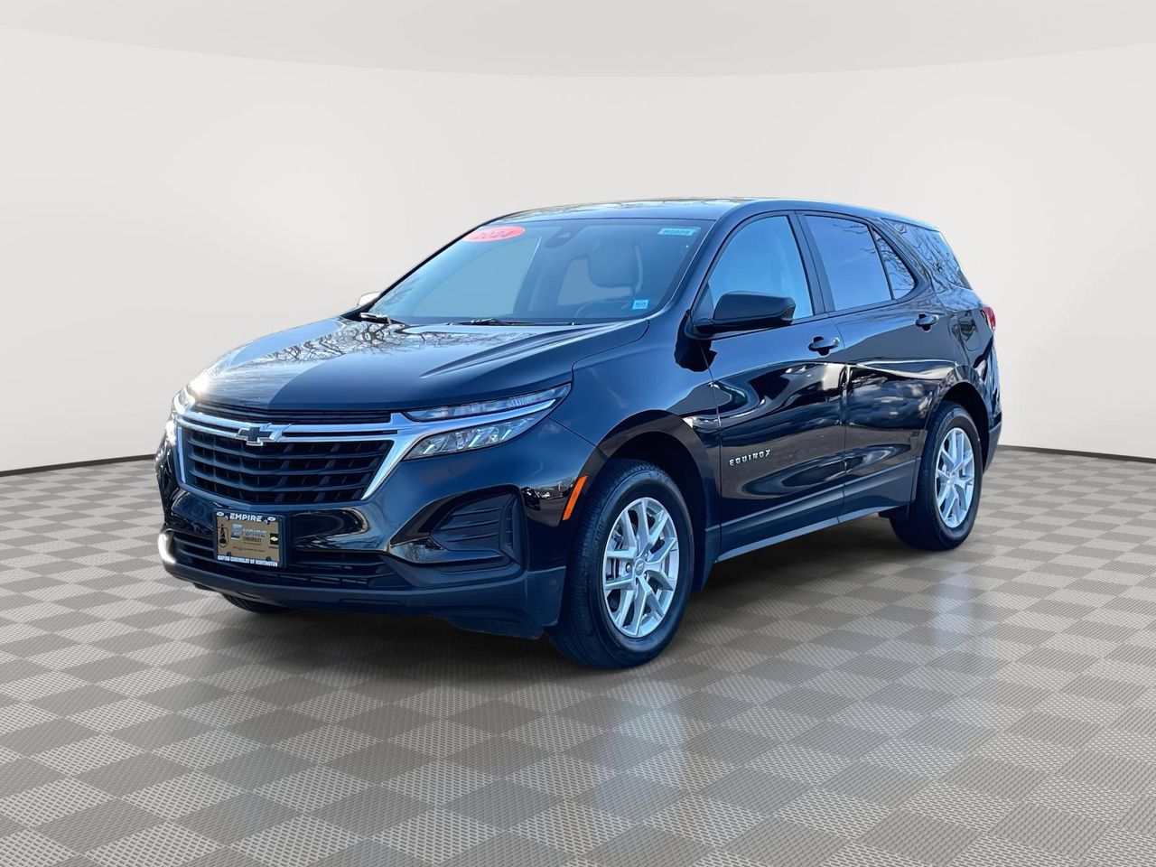 2024 Chevrolet Equinox LS photo 3