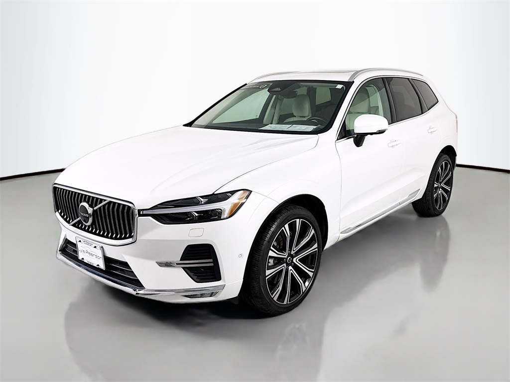 2023 Volvo XC60 Ultimate's photo