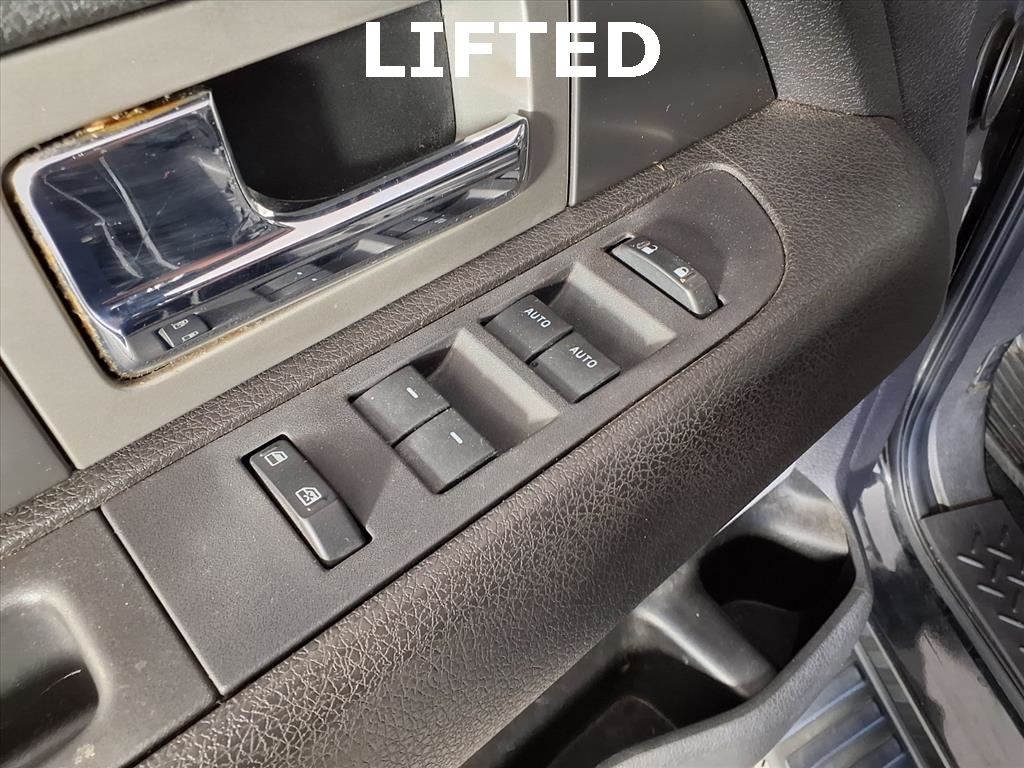 2013 Ford F-150 FX4 photo 19