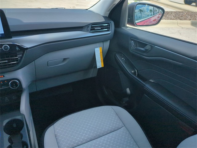 2026 Ford Escape Active photo 16