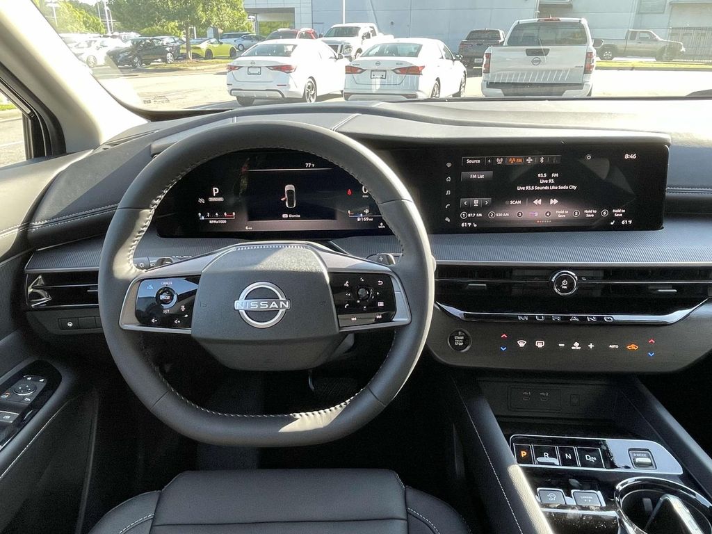 2025 Nissan Murano SV photo 8