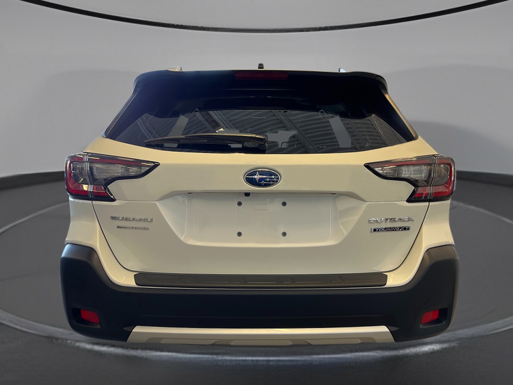 2025 Subaru Outback Touring XT photo 4
