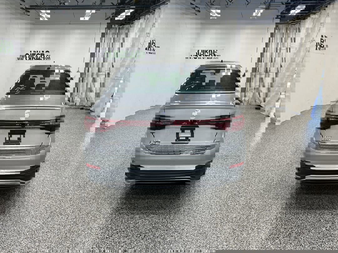 2025 Volkswagen Jetta Sport photo 3