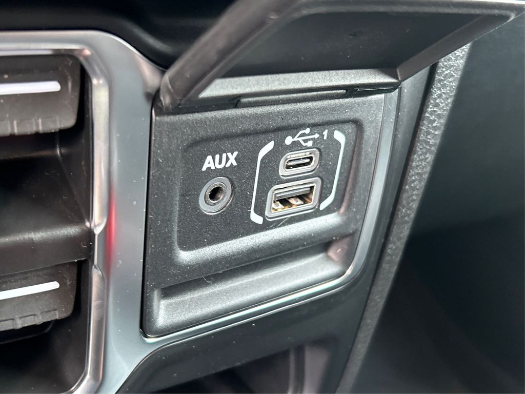 2025 Jeep Gladiator Sport S photo 40