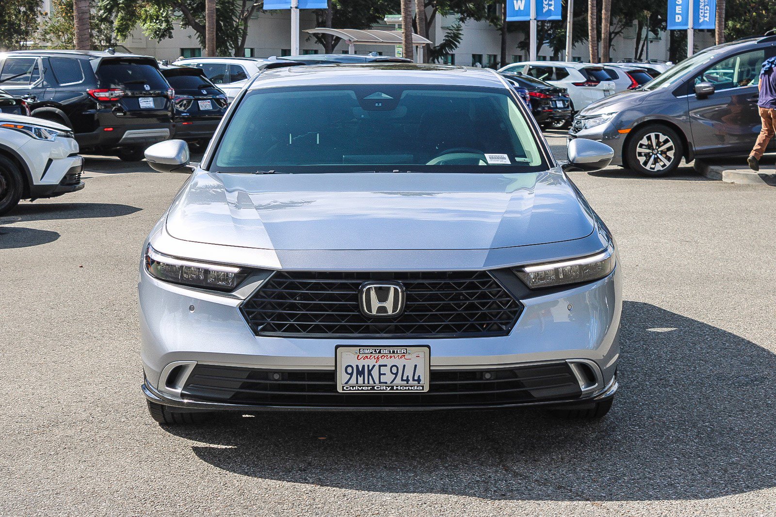 2024 Honda Accord Hybrid photo 2