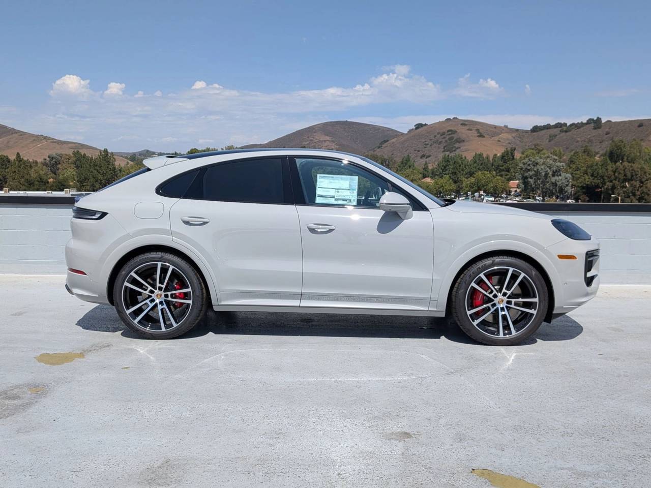 2026 Porsche Cayenne Coupe S photo 7