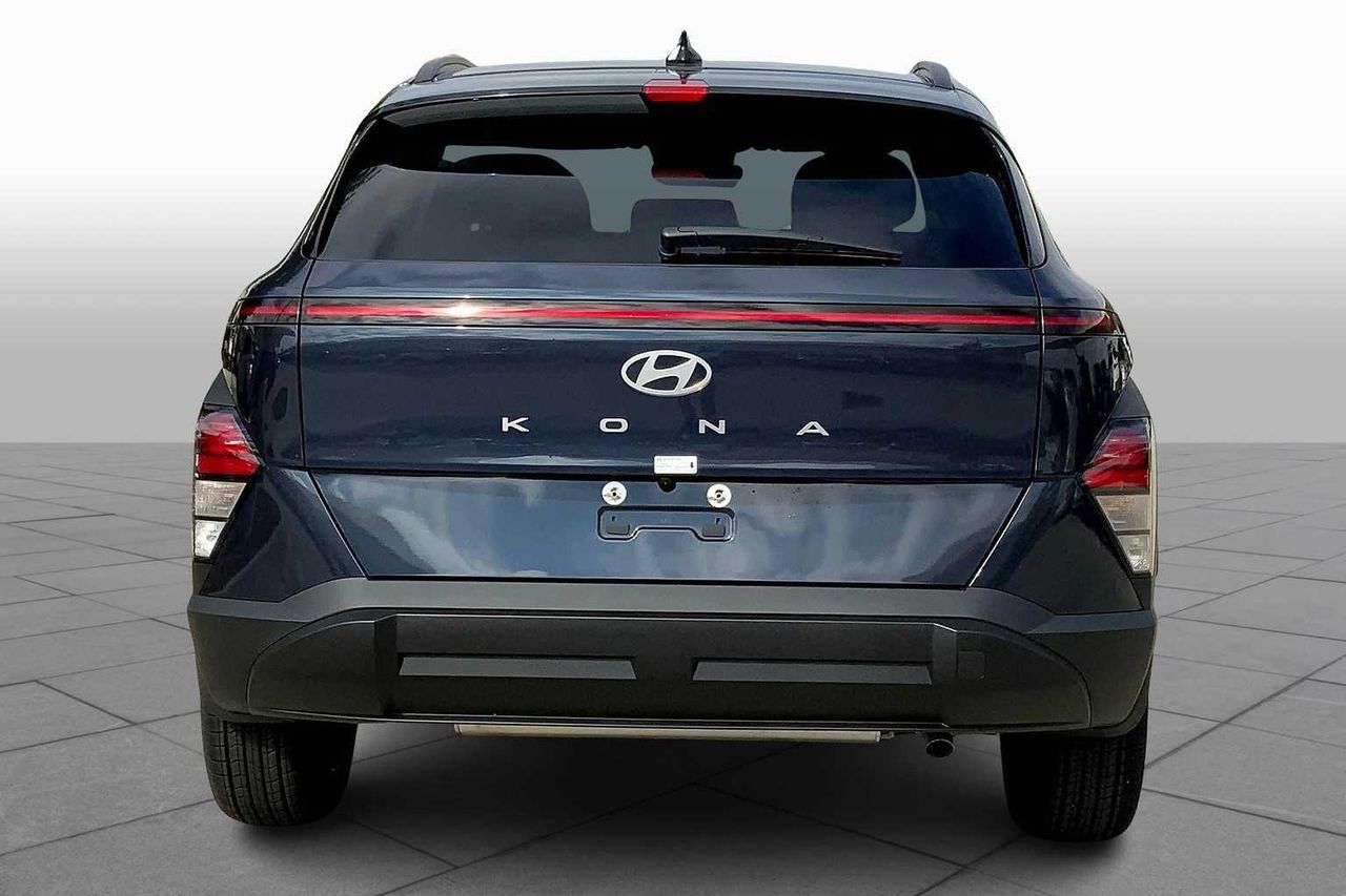 2026 Hyundai Kona SEL photo 3