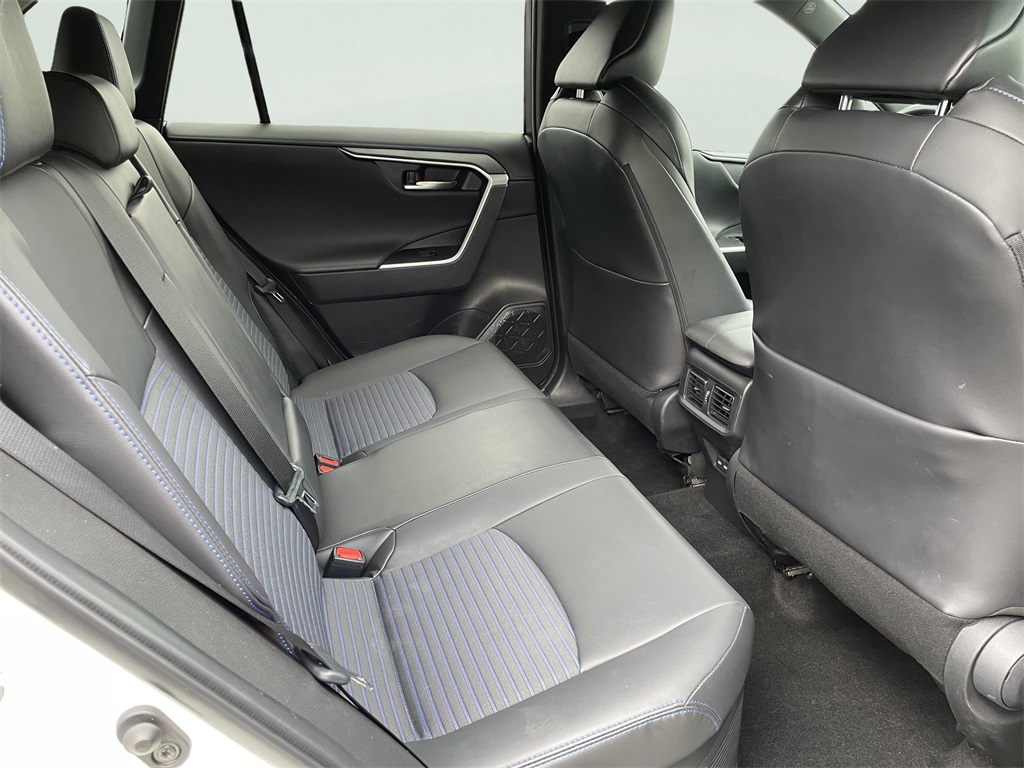 2022 Toyota RAV4 XSE photo 14