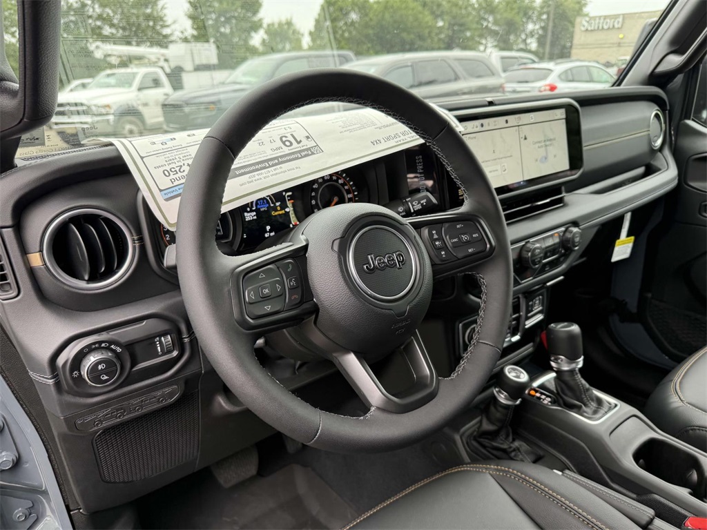 2025 Jeep Gladiator Sport photo 2