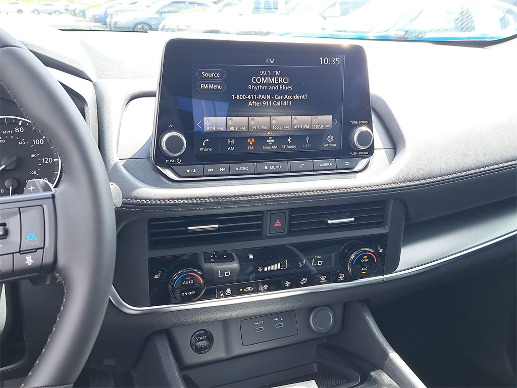 2026 Nissan Rogue SV photo 29