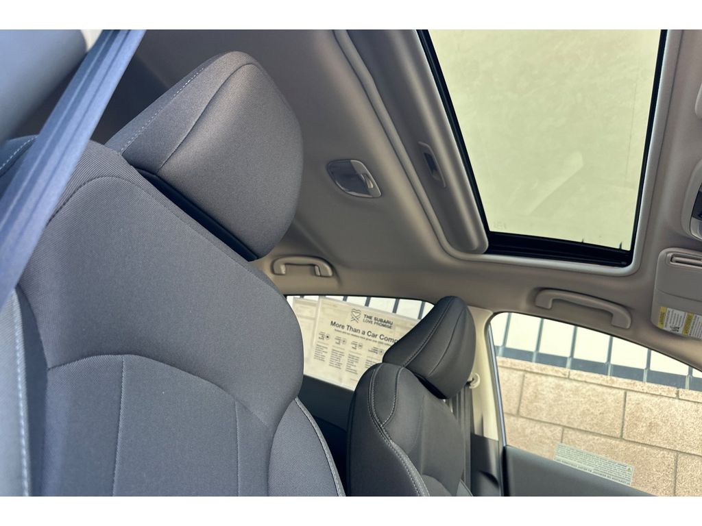 2025 Subaru Crosstrek Premium photo 16