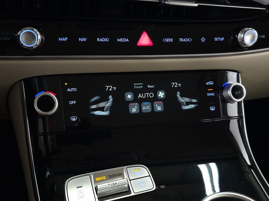 2026 Genesis GV70 2.5T photo 23