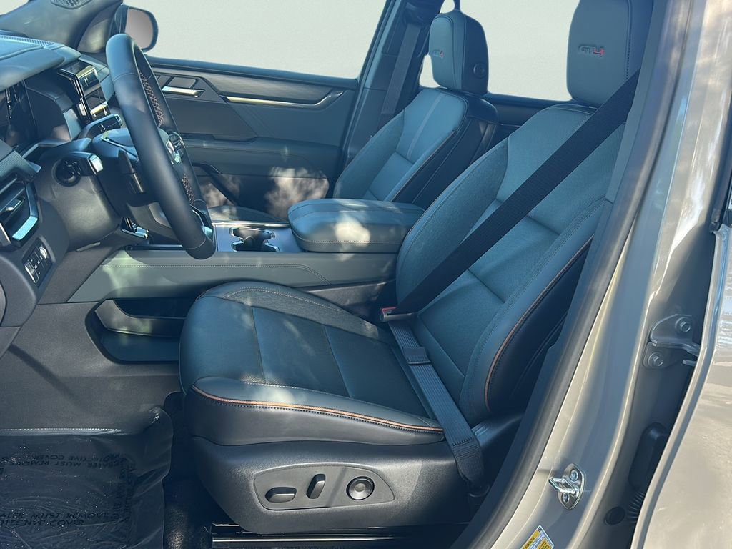 2026 Gmc Acadia AT4 photo 11