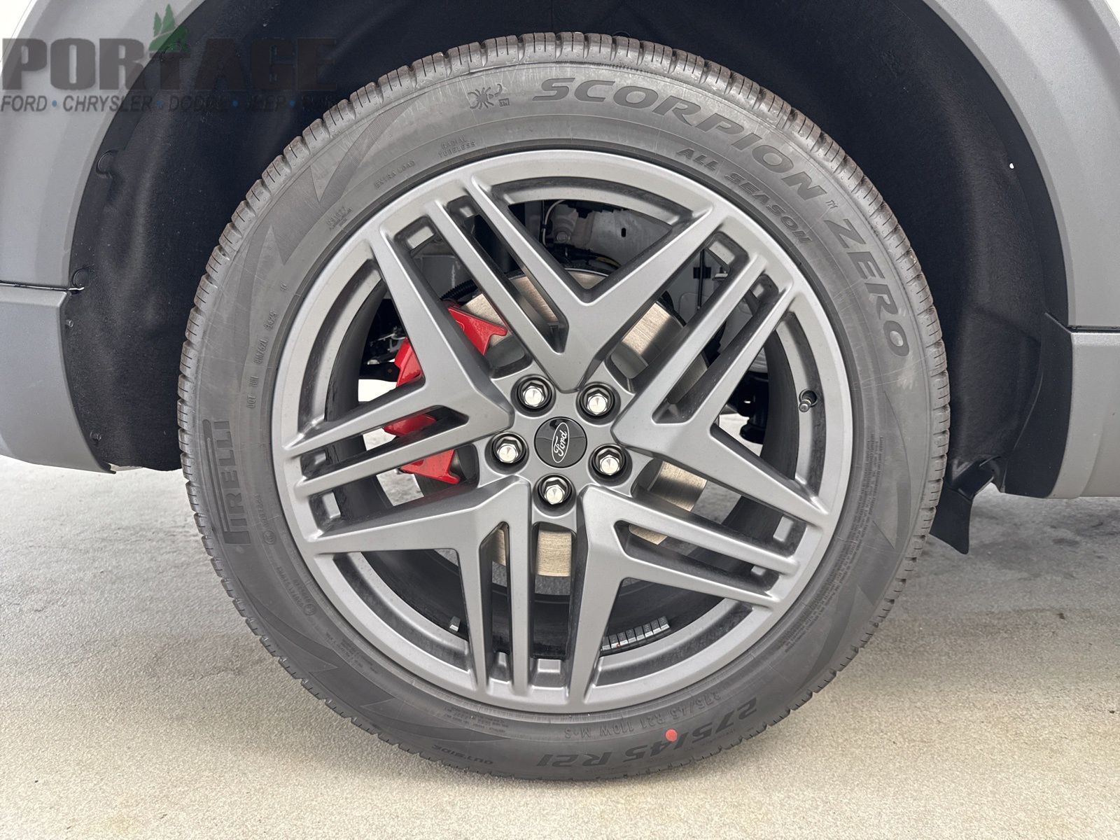 2025 Ford Explorer ST photo 48