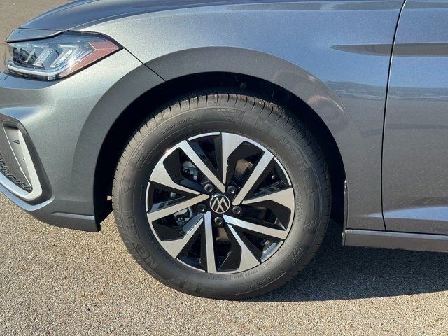 2025 Volkswagen Jetta 1.5T S photo 6