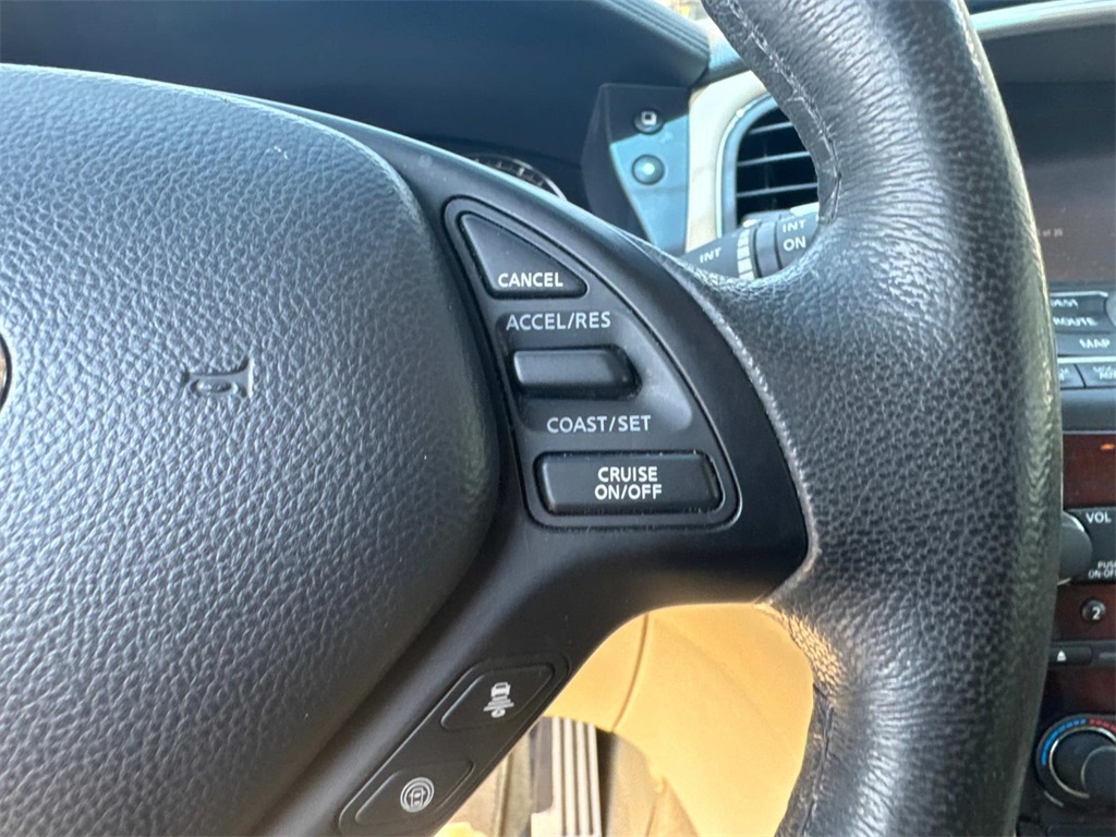 2017 Infiniti QX50 Base photo 22