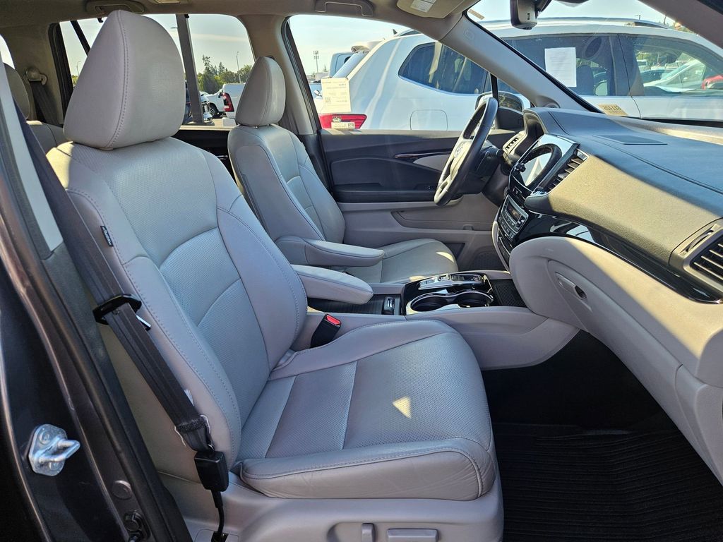 2021 Honda Pilot Elite photo 36