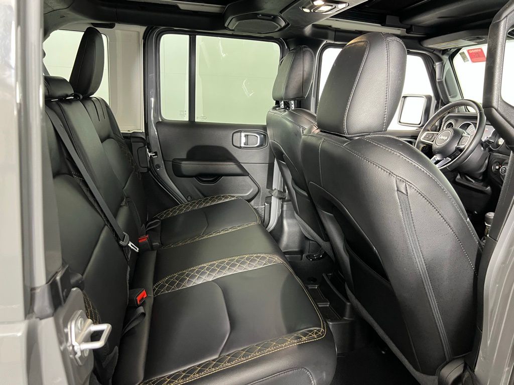 2022 Jeep Wrangler Unlimited Sahara High Altitude 4xe photo 28