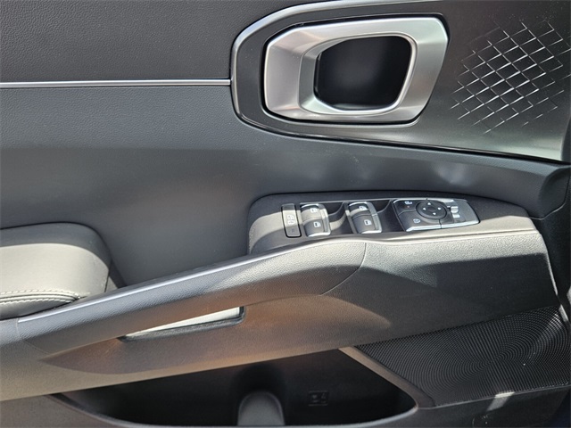 2025 Kia Sorento S photo 20