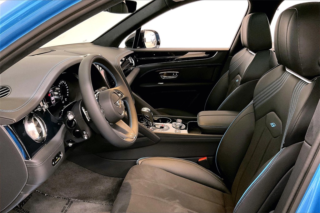 2024 Bentley Bentayga S photo 4