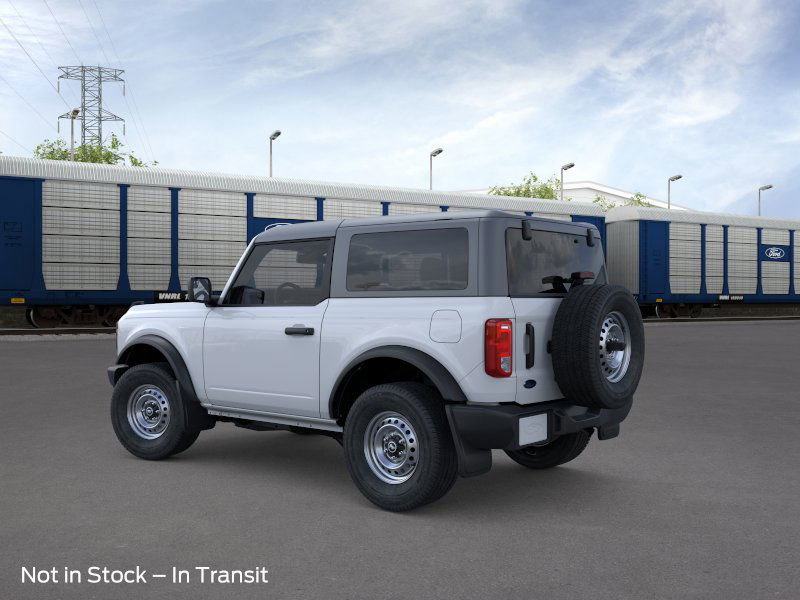 2025 Ford Bronco Base photo 3