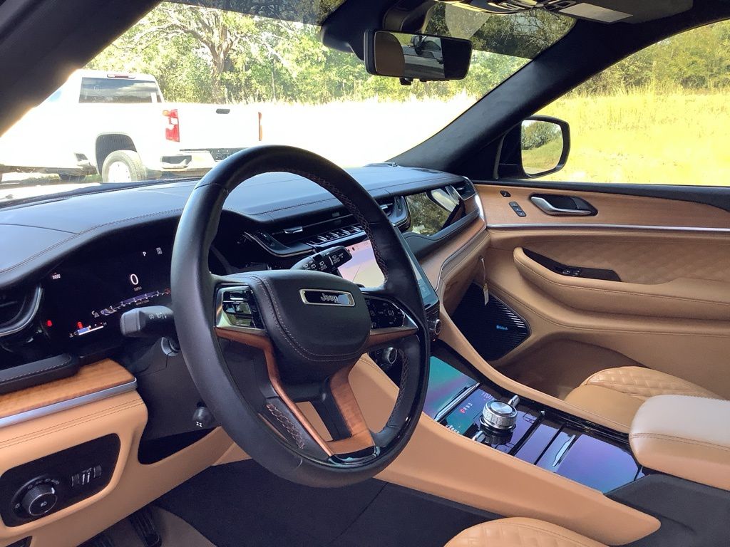 2023 Jeep Grand Cherokee L Summit photo 24