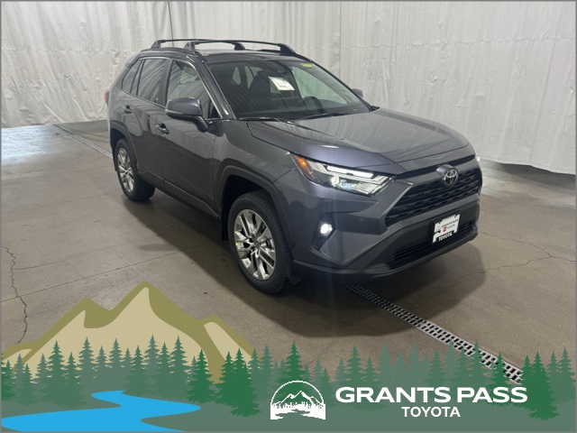 2025 Toyota RAV4 XLE Premium's photo