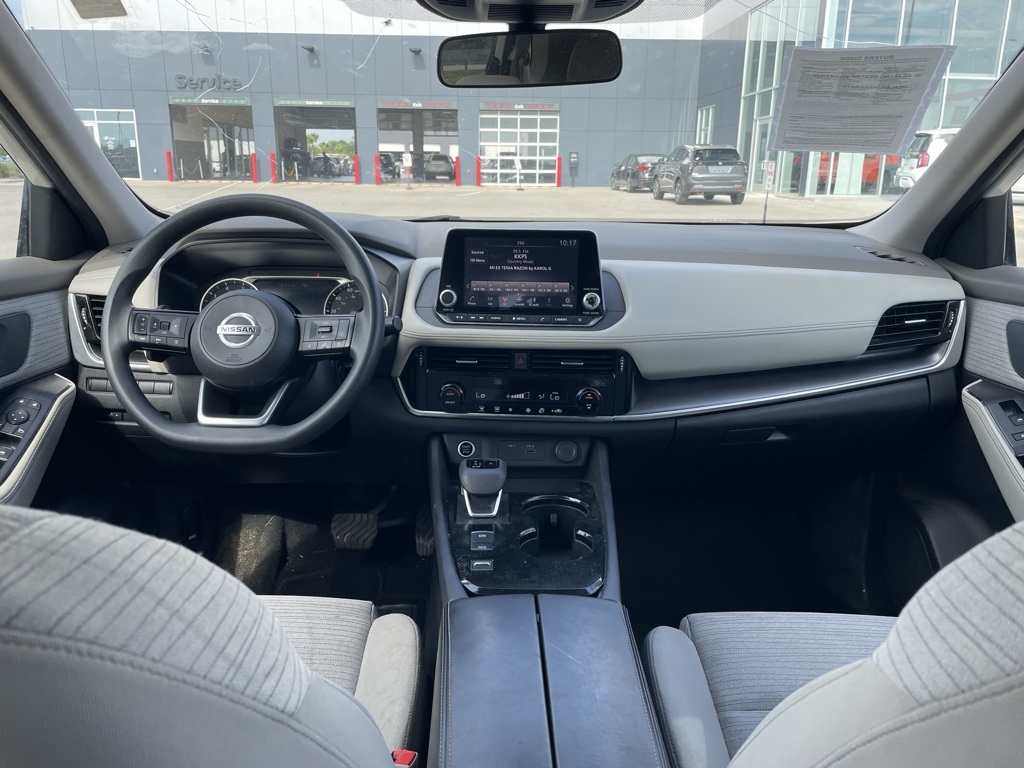 2021 Nissan Rogue SV photo 14