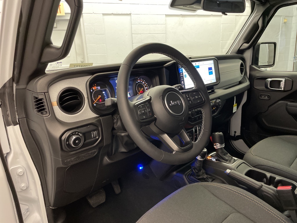2025 Jeep Wrangler Sport S photo 8