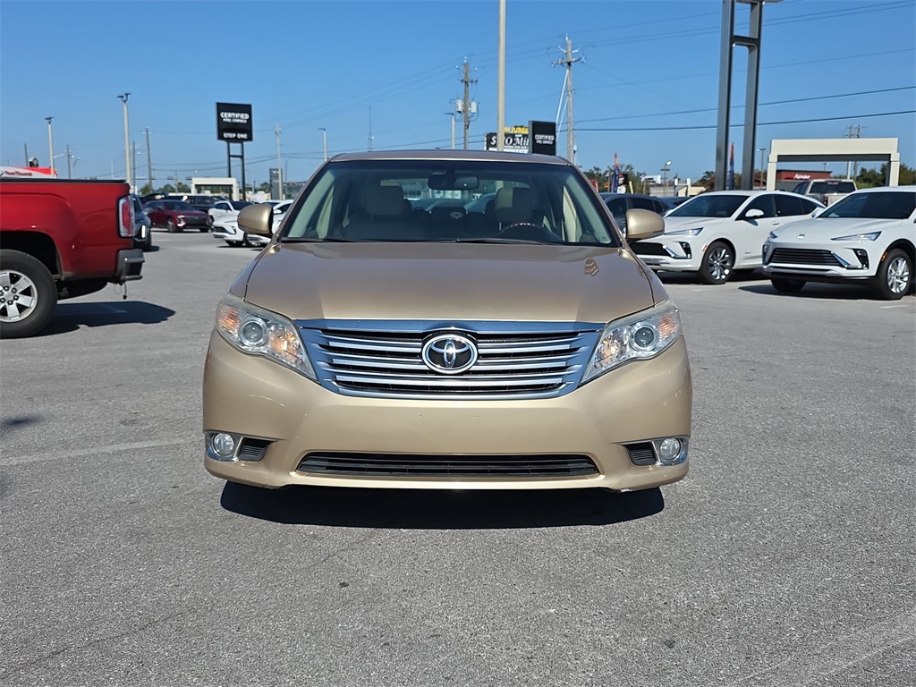2011 Toyota Avalon Limited photo 3