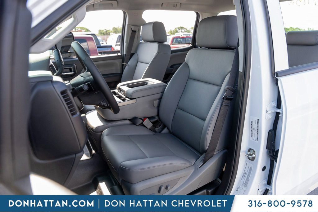 2024 Chevrolet Silverado 4500HD Work Truck photo 6
