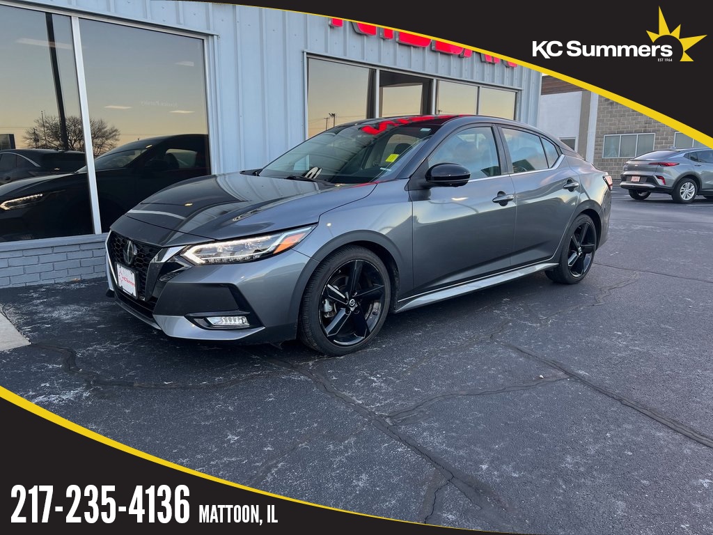 2021 Nissan Sentra SR's photo