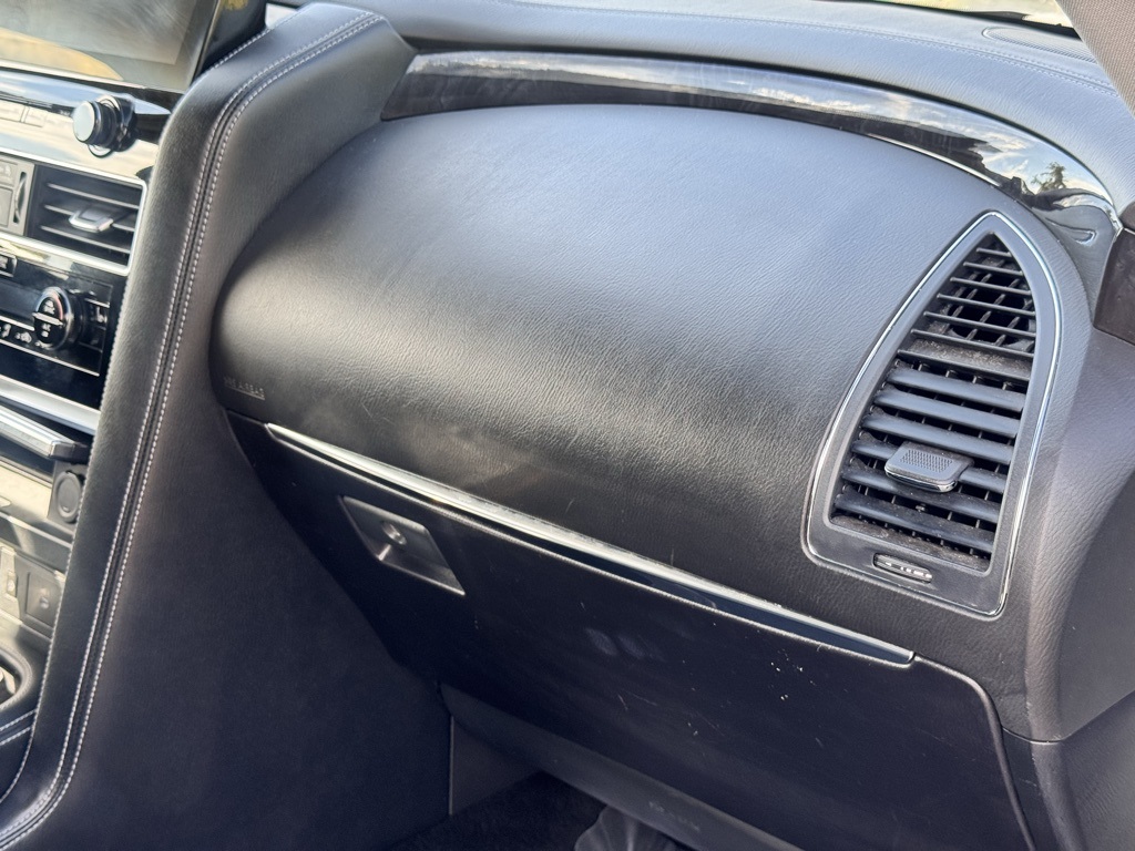 2022 Infiniti QX80 Luxe photo 31