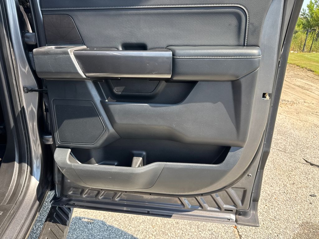 2021 Ford F-150 XLT photo 16