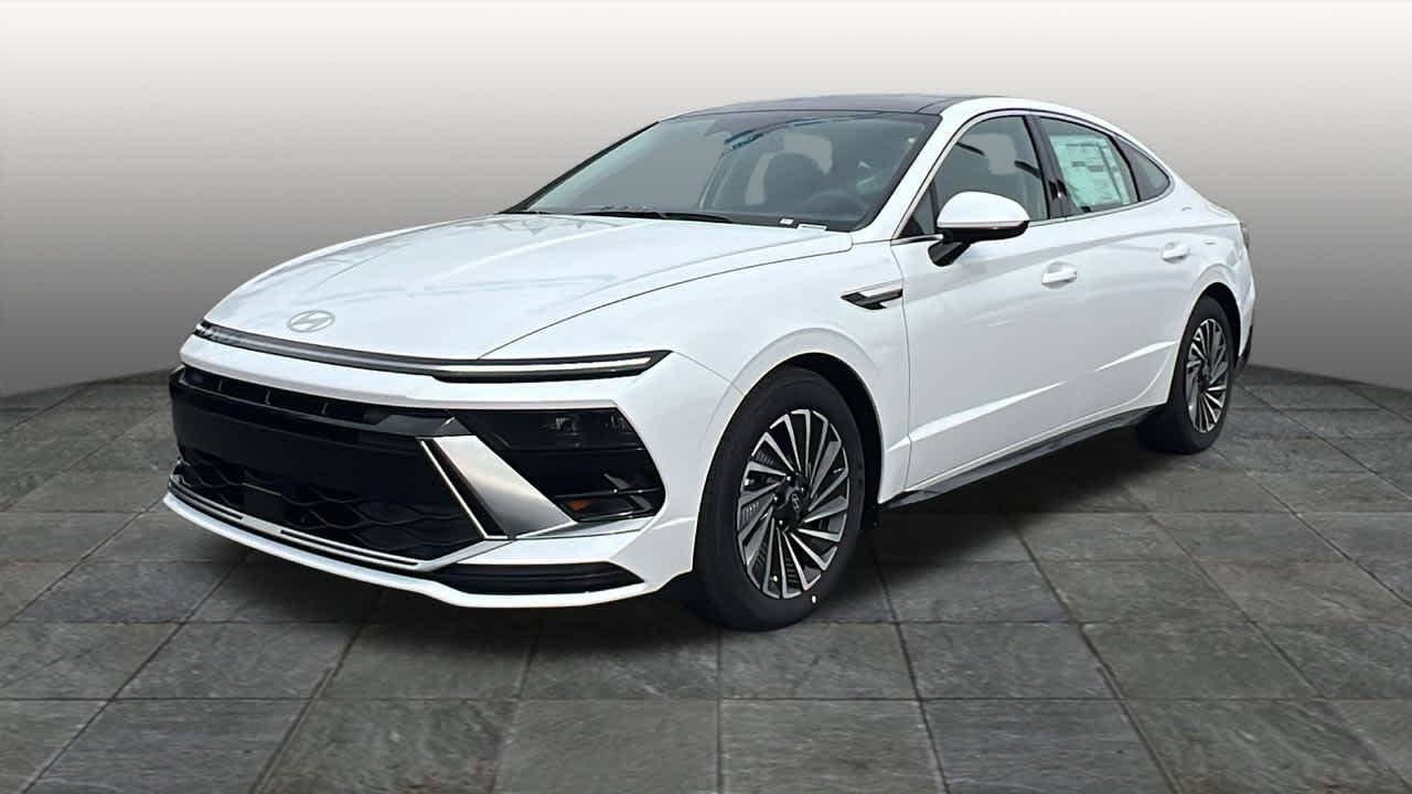 2026 Hyundai Sonata Hybrid SEL's photo