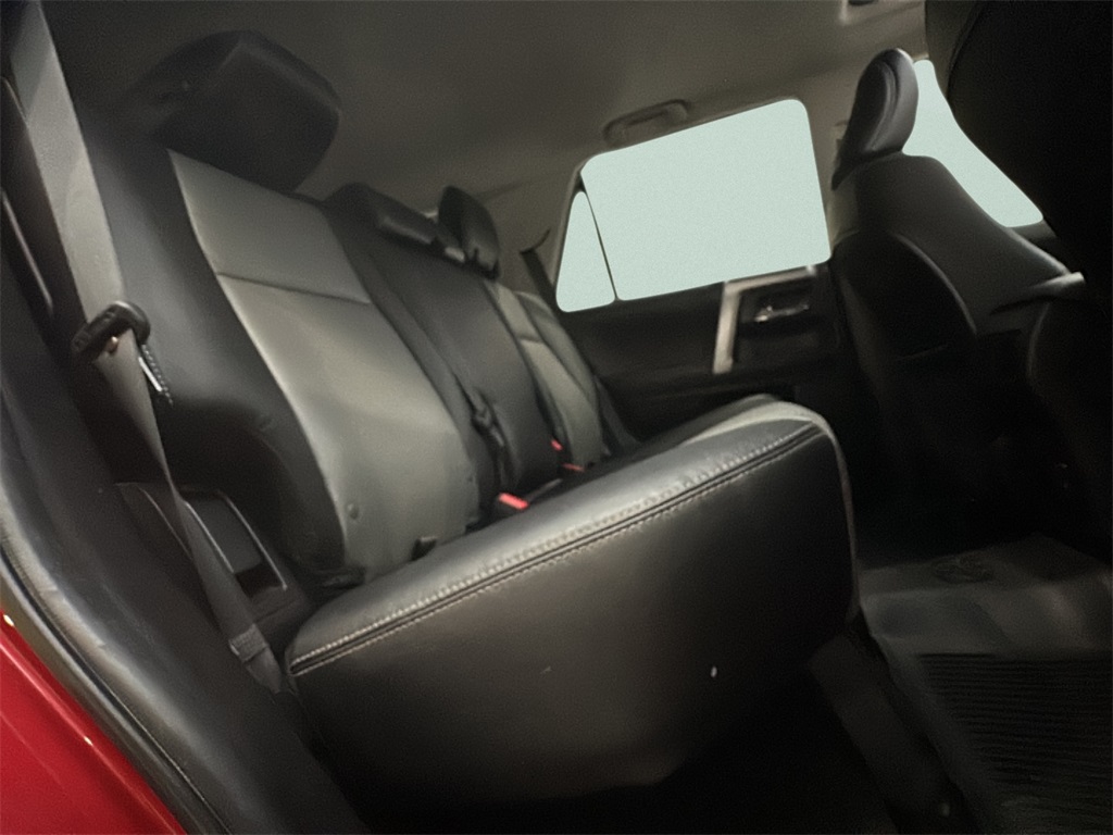 2017 Toyota 4Runner SR5 Premium photo 11