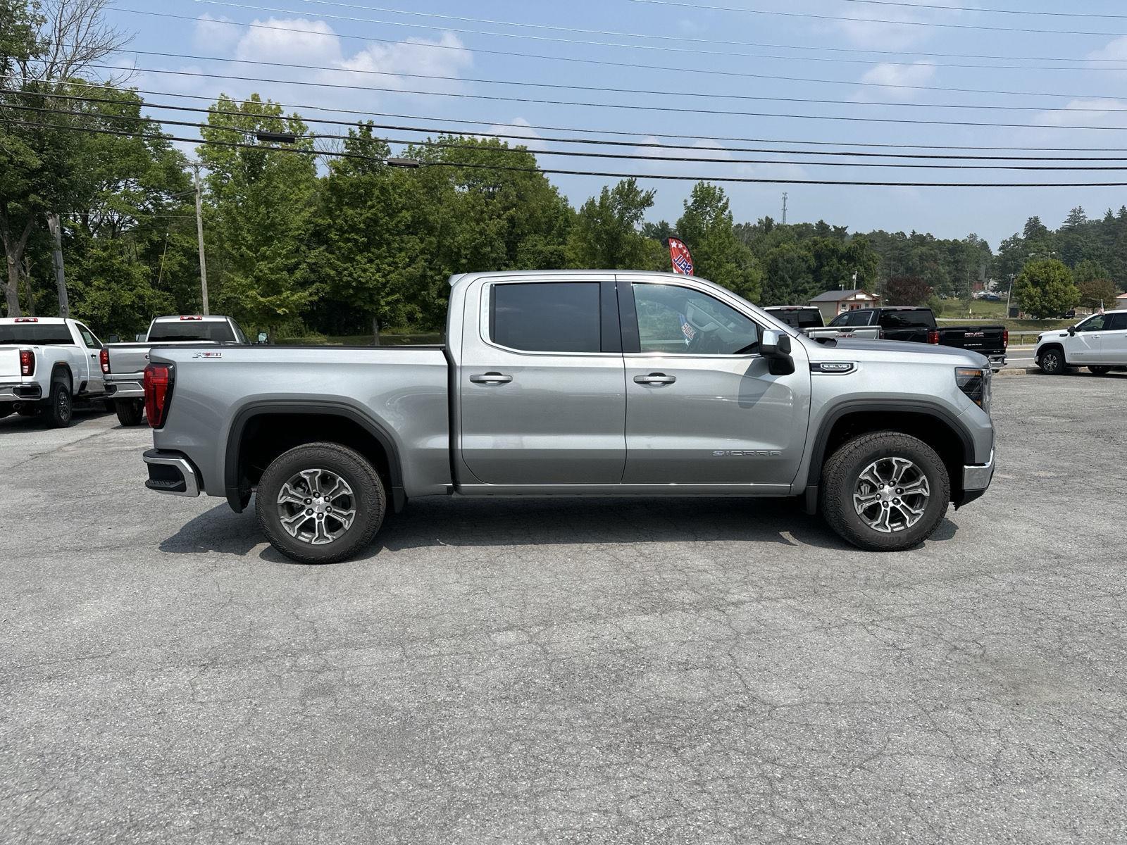 2026 Gmc Sierra 1500 SLE photo 3