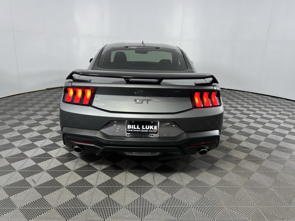 2024 Ford Mustang GT photo 3