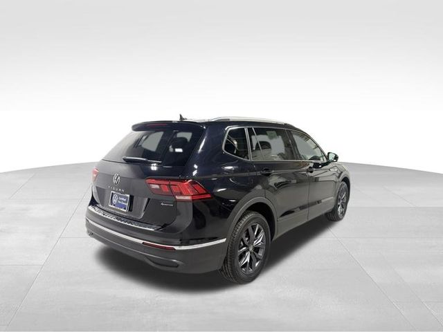 2022 Volkswagen Tiguan SE photo 7