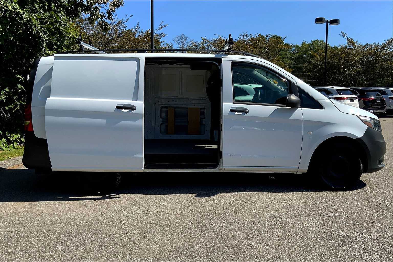 2016 Mercedes Benz Metris photo 29