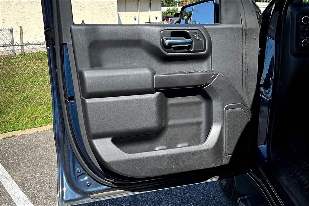 2022 Chevrolet Silverado 1500 Custom photo 20