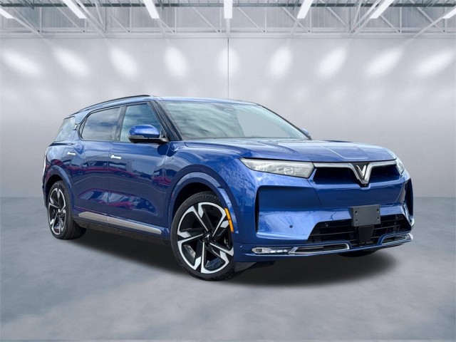 2024 VinFast VF 9 PLUS's photo