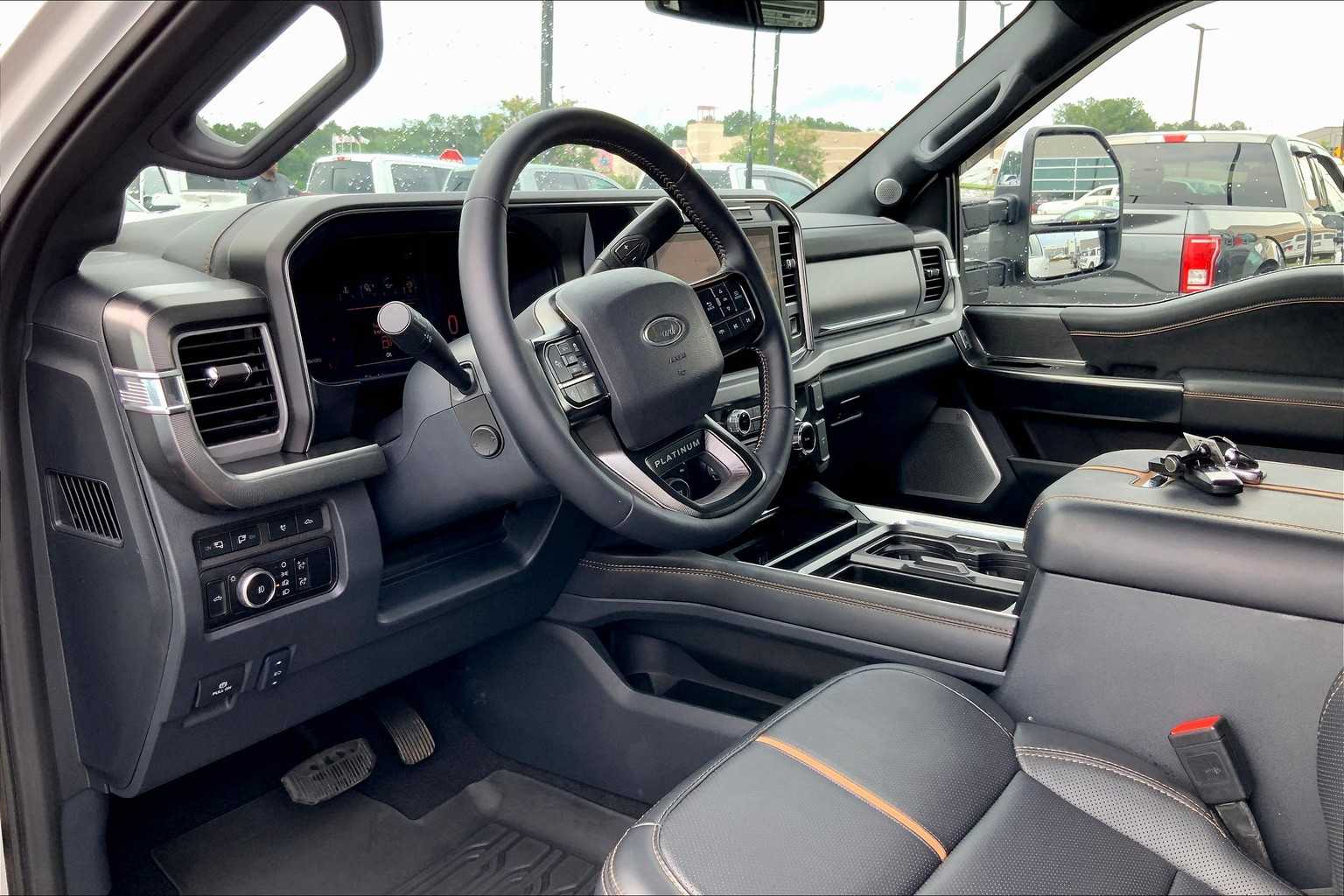 2024 Ford F-250 Platinum photo 27