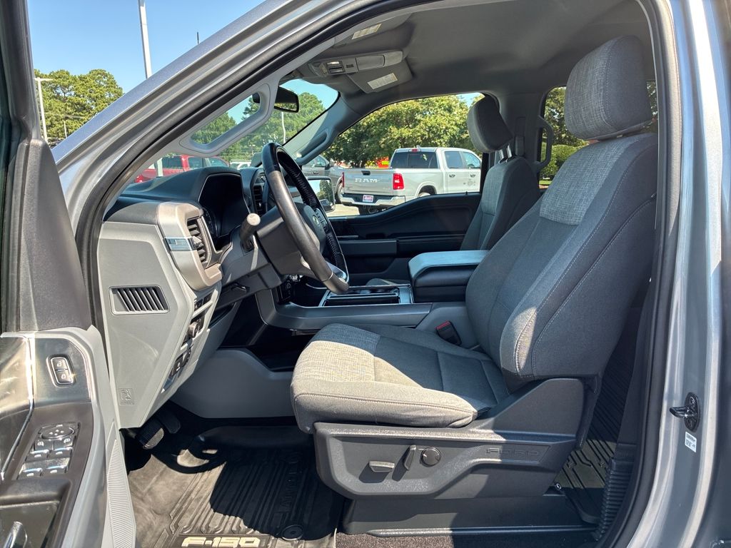 2022 Ford F-150 XLT photo 9
