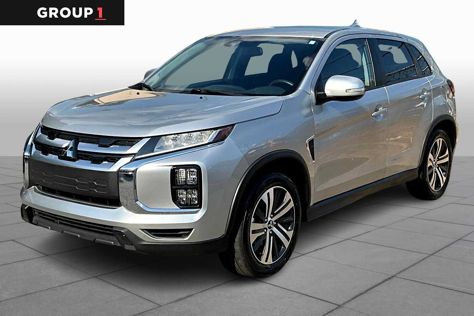 2024 Mitsubishi Outlander Sport SE's photo