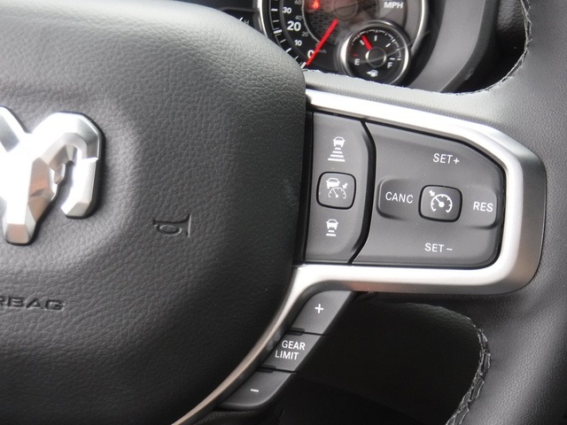 2025 Ram 1500 Big Horn photo 32