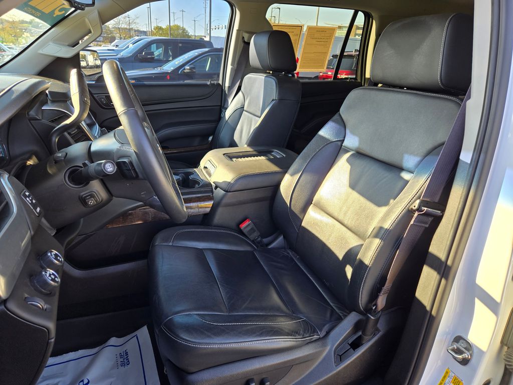 2017 Chevrolet Tahoe LT photo 12