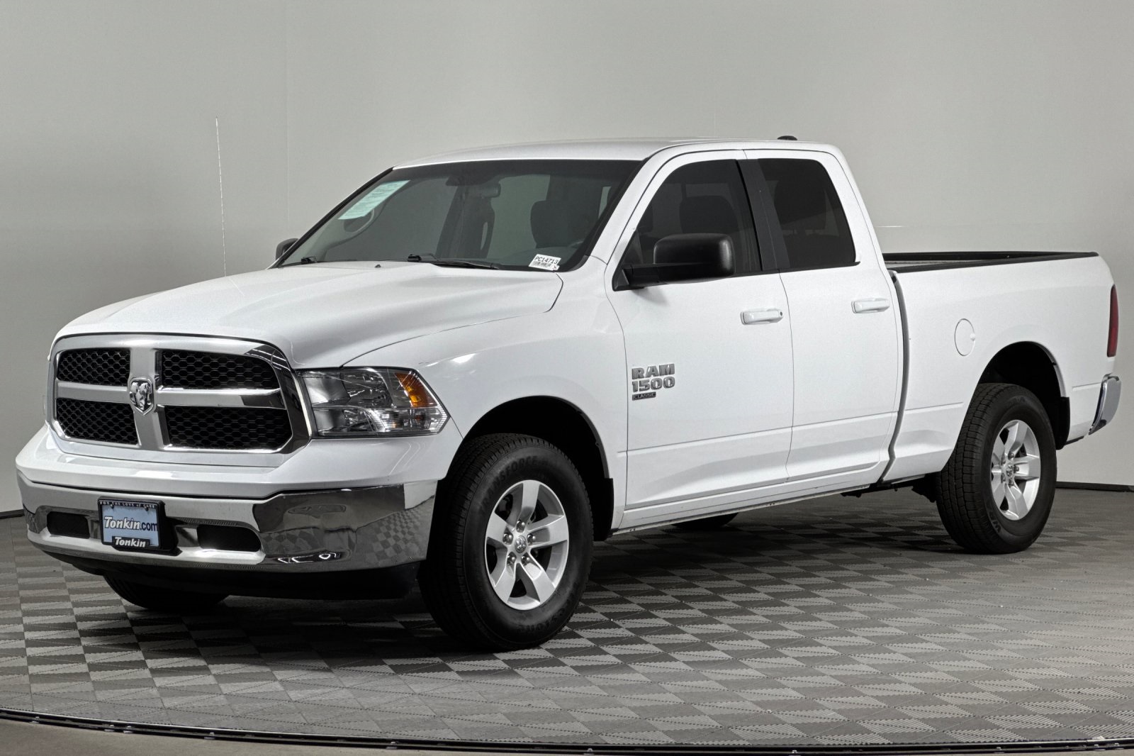 2020 Ram 1500 Classic SLT photo 7