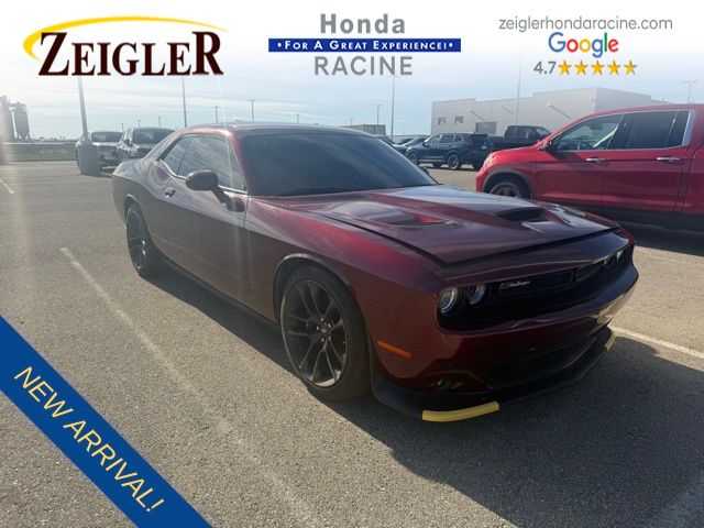 2022 Dodge Challenger R/T's photo